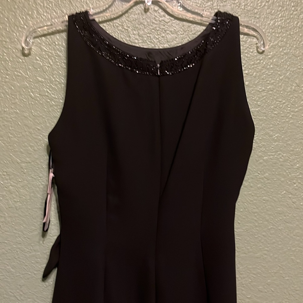 New Elegant Semi formal black dress • sleeveless beaded neckline - Picture 6 of 10